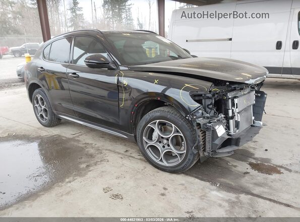 ZASPAKBN6P7D63797 2023 ALFA ROMEO STELVIO Black Przód prawy