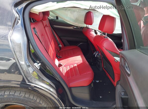 ZASPAKBN8P7D64773 2023 ALFA ROMEO STELVIO Black Widok naklejki z numerem VIN