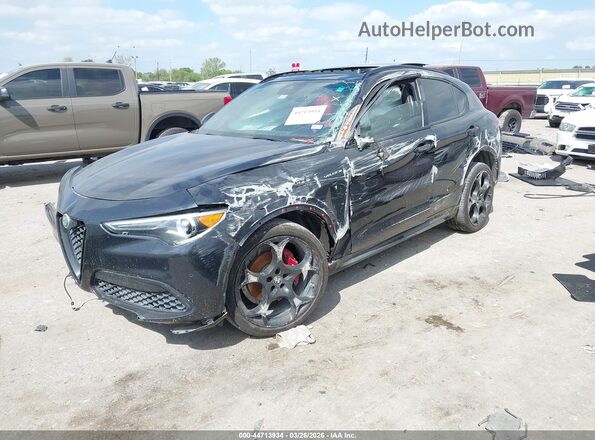 ZASPAKBN8P7D64773 2023 ALFA ROMEO STELVIO Black Przód lewy