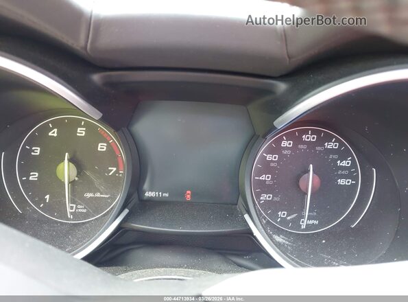 ZASPAKBN8P7D64773 2023 ALFA ROMEO STELVIO Black Widok tylnych siedzeń