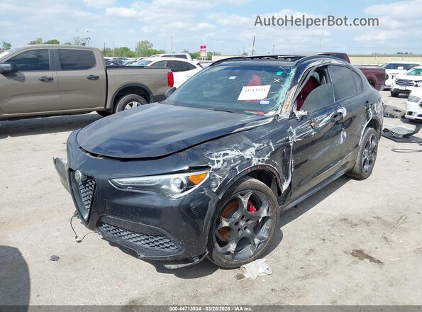 ZASPAKBN8P7D64773 2023 ALFA ROMEO STELVIO Black Widok z przodu
