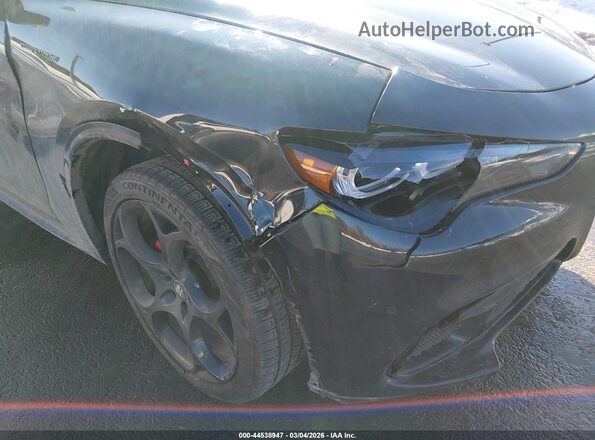 ZASPAKBN8R7D76747 2024 ALFA ROMEO STELVIO Черный Вид спереди