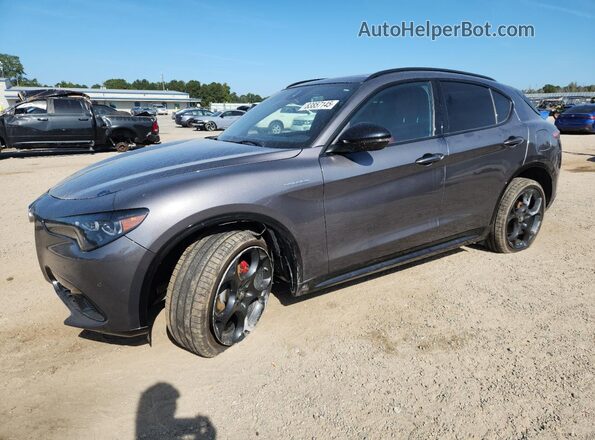 ZASPAKBN9R7D79379 2024 ALFA ROMEO STELVIO Серый Передняя левая четверть