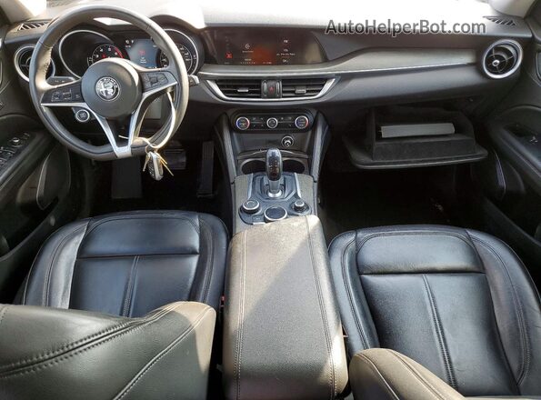 ZASPAKBNXK7C41582 2019 ALFA ROMEO STELVIO Белый Вид панели приборов