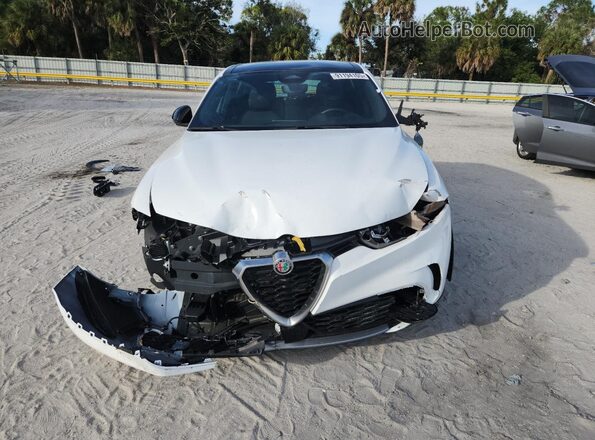 ZASPATCW9R3040249 2024 ALFA ROMEO OTHER Белый Вид спереди