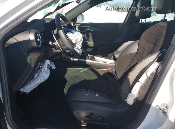 ZASPATDW9R3052366 2024 ALFA ROMEO OTHER Белый Вид салона спереди