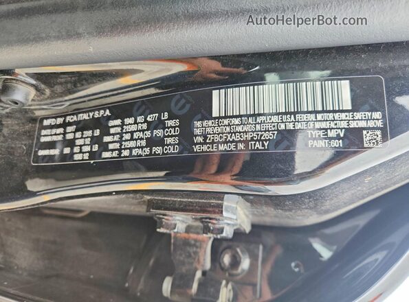 ZFBCFXAB3HP572657 2017 FIAT 500X Black Widok wnętrza 360 stopni