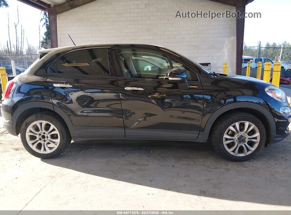 ZFBCFXBT2GP385674 2016 FIAT 500X Black Widok wnętrza 360 stopni