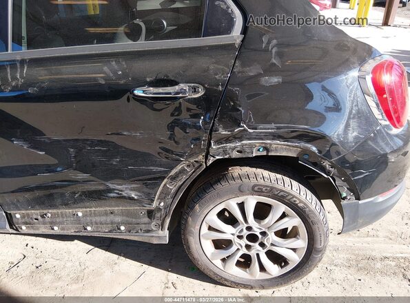 ZFBCFXBT2GP385674 2016 FIAT 500X Black Widok z przodu