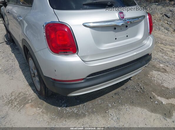 ZFBCFXBT5GP464837 2016 FIAT 500X Silver Widok wnętrza 360 stopni