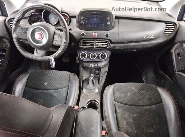 ZFBCFXCB4JP634893 2018 FIAT 500X Blue Вид панелі приладів