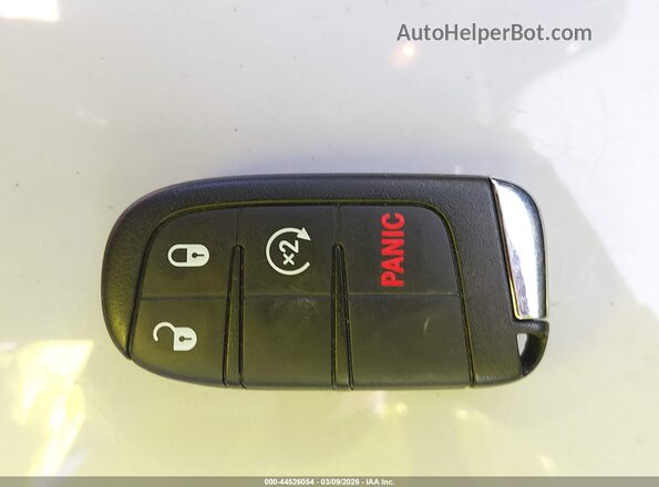 ZFBCFXCBXHP599027 2017 FIAT 500X Синий Вид панели приборов