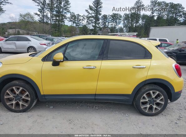 ZFBCFXCT9GP350466 2016 FIAT 500X Yellow Vista interior de 360 grados