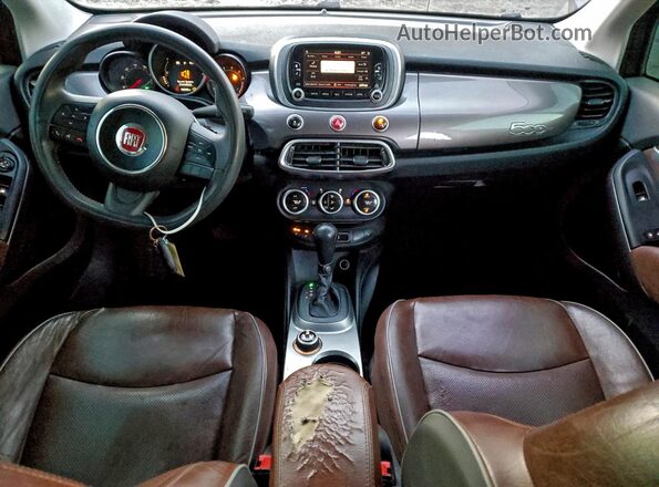 ZFBCFXDT5GP356893 2016 FIAT 500X Gray Widok deski rozdzielczej