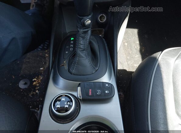 ZFBCFXET8GP414851 2016 FIAT 500X Белый Вид панели приборов