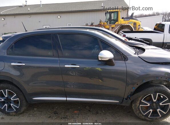 ZFBCFYAB5JP670455 2018 FIAT 500X Черный Вид задней части салона
