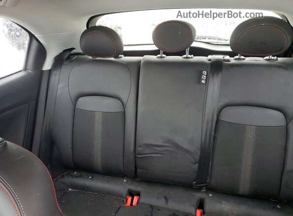 ZFBNF3B14PP988450 2023 FIAT 500X Черный Вид задних сидений