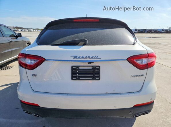 ZN661XUAXJX278981 2018 MASERATI LEVANTE White Вид ззаду