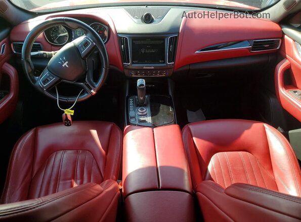 ZN661XUAXKX333348 2019 MASERATI LEVANTE White Вид панелі приладів