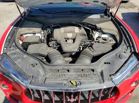 ZN661XUAXKX333348 2019 MASERATI LEVANTE White Вид задньої частини салону