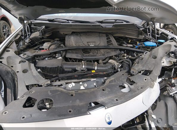ZN682AVA3P7429475 2023 MASERATI GRECALE White Вид ззаду