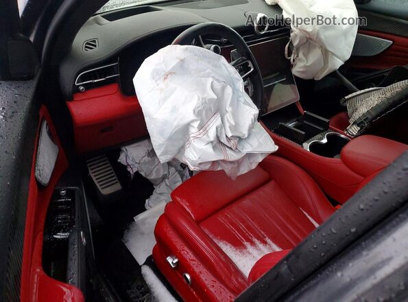 ZN682AVM1P7437486 2023 MASERATI GRECALE Gray Vista del salpicadero
