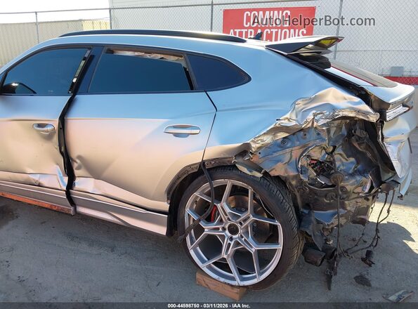 ZPBUA1ZL2KLA04790 2019 LAMBORGHINI URUS Silver Vista frontal