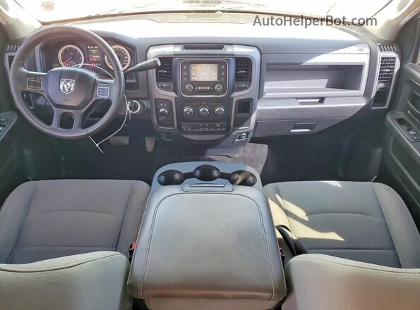 3C6UR5CJ0HG537362 2017 RAM 2500 Белый Вид щитка приборов