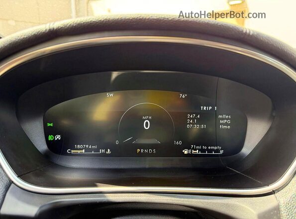 2LMPJ6L92KBL50613 2019 LINCOLN NAUTILUS Белый Вид щитка приборов