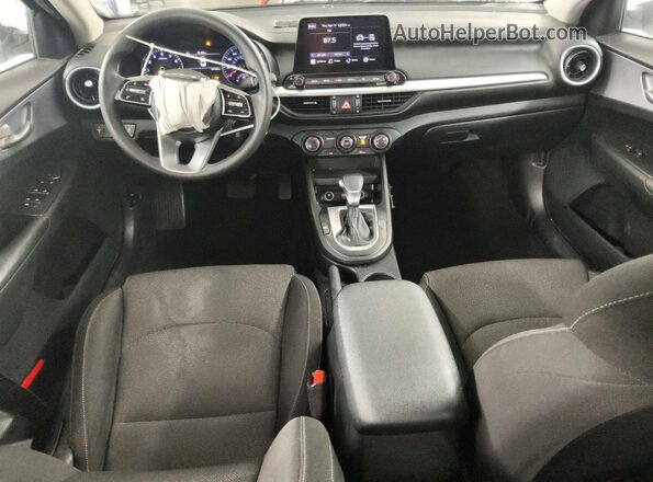 3KPF24ADXPE682691 2023 KIA FORTE Белый Вид щитка приборов