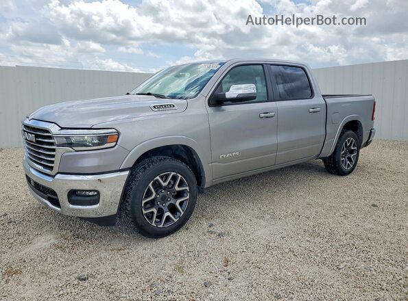 1C6SRFJPXTN255511 2026 RAM 1500 Серебряный Передняя левая четверть