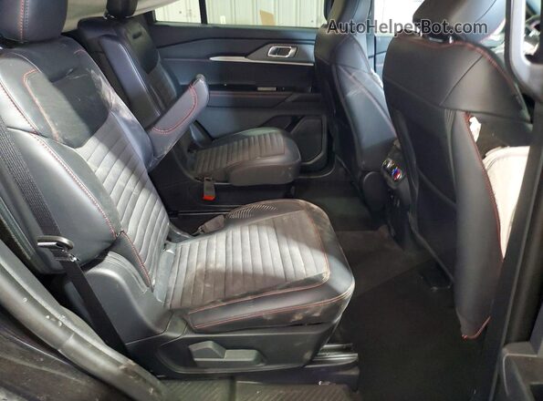 1FMUK8KH8TGA76991 2026 FORD FORD EXPLORER Black Widok wnętrza z tyłu