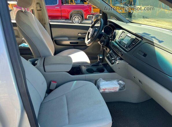 KNDMA5C12J6400723 2018 KIA SEDONA Серый Вид сзади