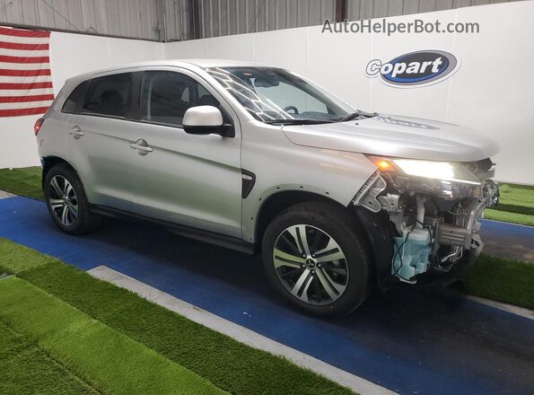 JA4ARUAU9TU014442 2026 MITSUBISHI OUTLANDER Серебряный 