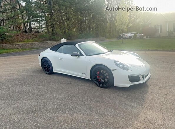 WP0CB2A91HS156001 2017 PORSCHE 911 Белый Передняя левая четверть