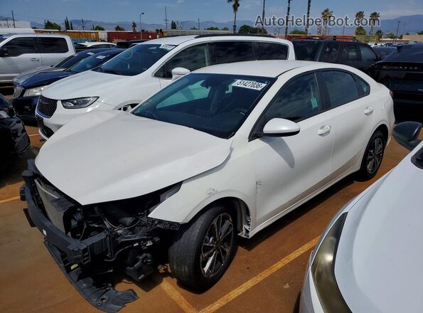3KPF24ADXPE682691 2023 KIA FORTE Белый Передняя левая четверть