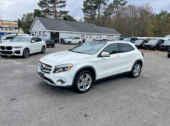 WDCTG4GB0KU004823 2019 MERCEDES-BENZ GLA Белый Передняя левая четверть