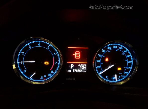 2T1BURHE1JC091076 2018 TOYOTA LL Черный Вид щитка приборов