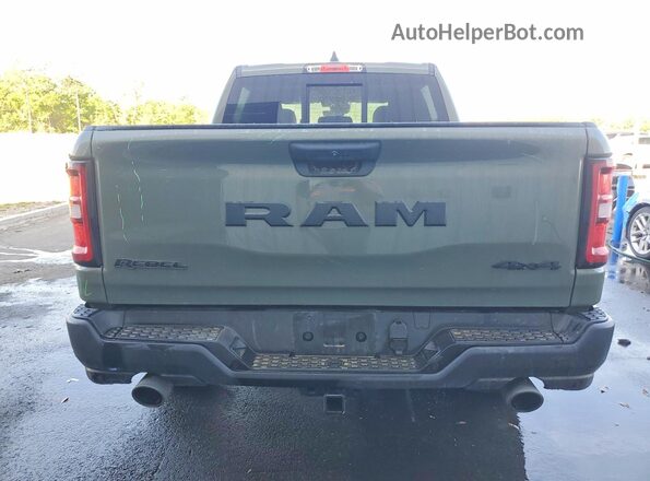 1C6SRFLP8TN264382 2026 RAM 1500 Green წინა სალონის ხედი