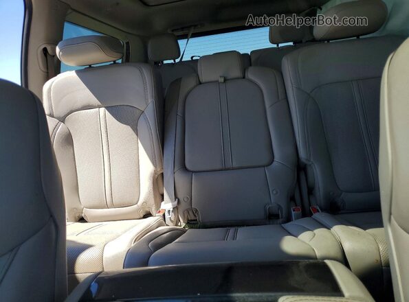1C4SJUAP5RS104817 2024 JEEP WAGONEER Серебряный Вид задней части салона