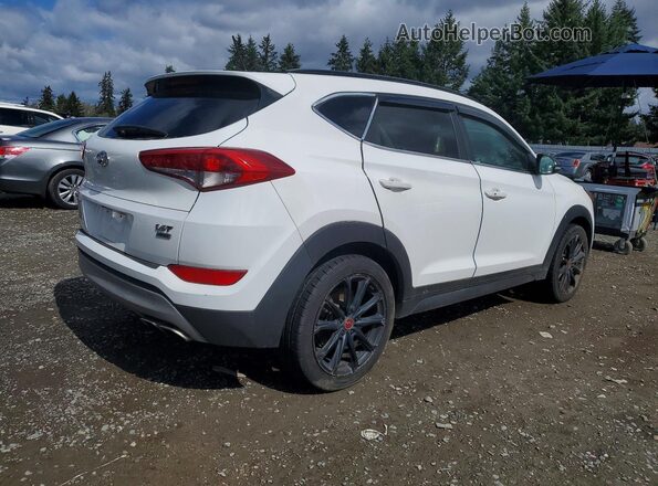 KM8J3CA27HU514683 2017 HYUNDAI TUCSON Белый Передняя правая четверть