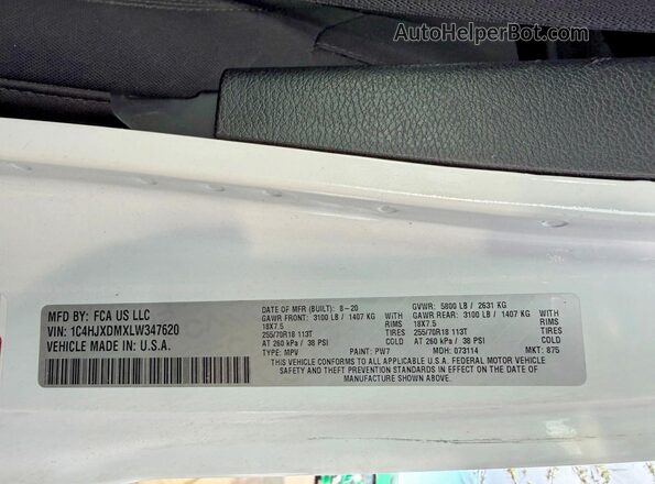 1C4HJXDMXLW347620 2020 JEEP WRANGLER Белый Вид задней части салона