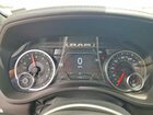 2026 Ram 1500 Laramie Серебряный vin: 1C6SRFJPXTN255511
