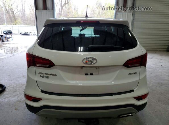 5XYZT3LB2JG564984 2018 HYUNDAI SANTA Белый Вид салона спереди