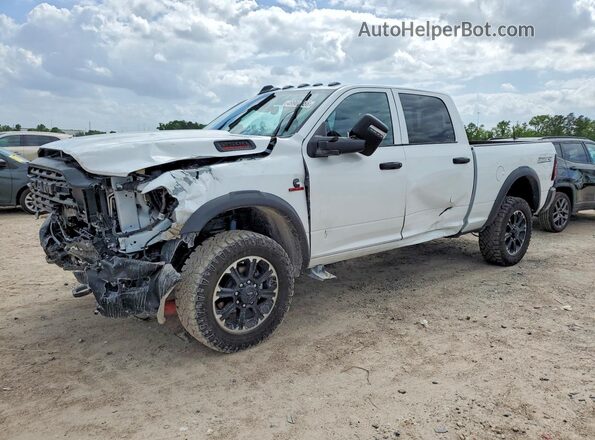 3C63R5CL1TG163690 2026 RAM 2500 Белый Передняя левая четверть