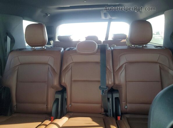 5LMJJ2LG0SEL03459 2025 LINCOLN NAVIGATOR Белый Вид задней части салона