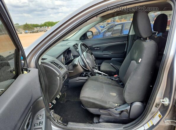 JA4AP3AUXHZ064938 2017 MITSUBISHI OUTLANDER Серебряный Вид панели приборов