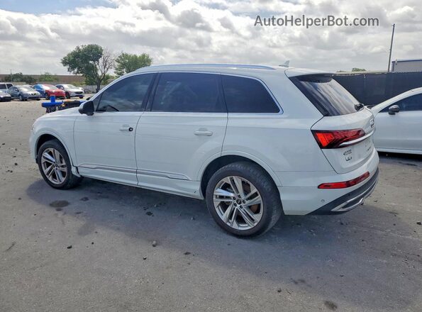WA1LXAF7XMD014161 2021 AUDI Q7 Белый Задняя правая четверть