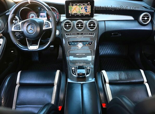 55SWF8HB6JU266251 2018 MERCEDES-BENZ C Gray უკანა სავარძლების ხედი