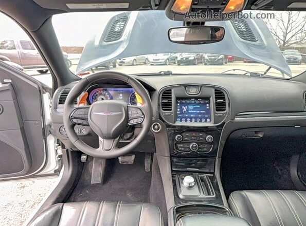 2C3CCABG8PH628211 2023 CHRYSLER 300 White Rear seats view
